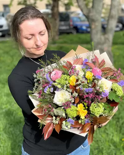 Flower delivery Pardubice within 2 hours to a private address or to a company